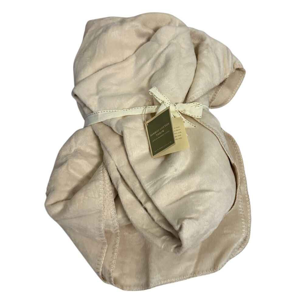 NWT POTTERY BARN BAMBOO COTTON THROW 50”x70” - Picture 1 of 4